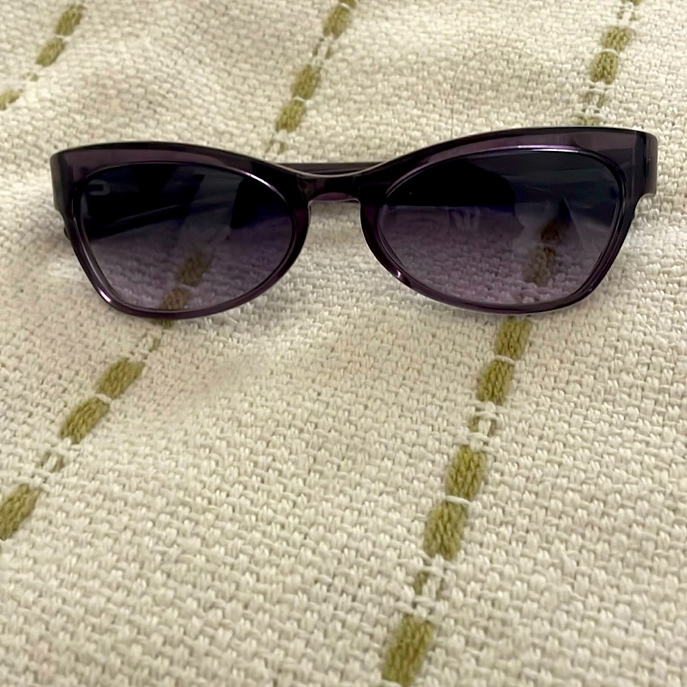 Gucci cat eye style sunglasses